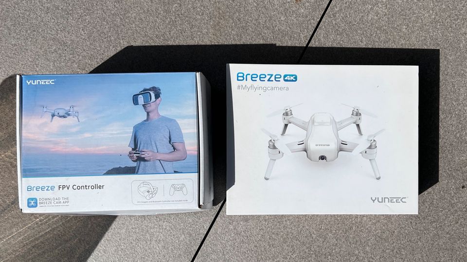 Yuneec breeze - Drone, Controller + vr Brille in Welzheim