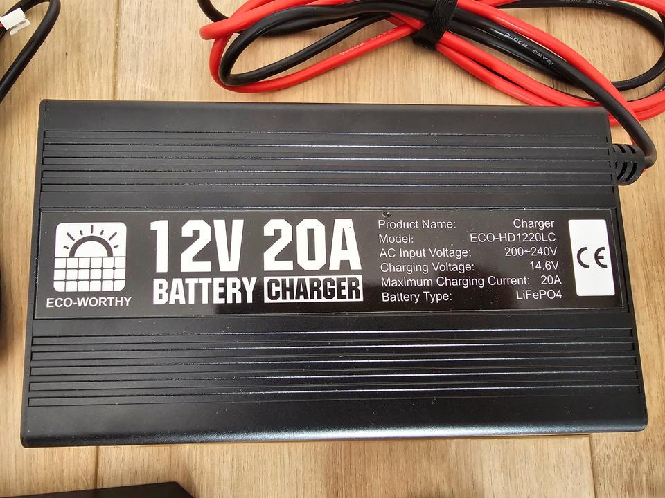 Eco-Worthy 12V 20A Ladegeräte, Display Monitor mit Hall-Sensor in Vilseck