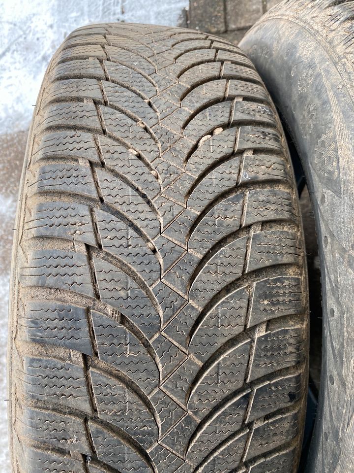 2 Winterreifen NEXEN 215/65R16 98H Gebraucht 2019 in Marienberg