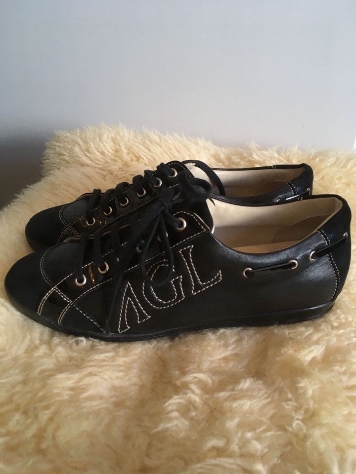 Ledersneaker AGL, edles, handschuhweiches Leder, Gr. 39,5 in Recklinghausen