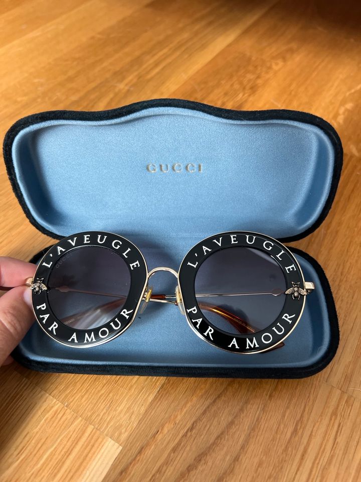 Neue Gucci Sonnenbrille mit Staubbeutel und Brillenetui in Kr. München -  Unterhaching | eBay Kleinanzeigen ist jetzt Kleinanzeigen