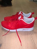 Nike Air Max Tavas Sneaker rot 45,5 neu München - Untergiesing-Harlaching Vorschau