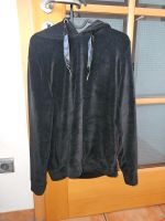 Blue Motion Pullover Hoodie Pulli Samt Optik schwarz gr. M 40/42 Nordrhein-Westfalen - Neunkirchen-Seelscheid Vorschau