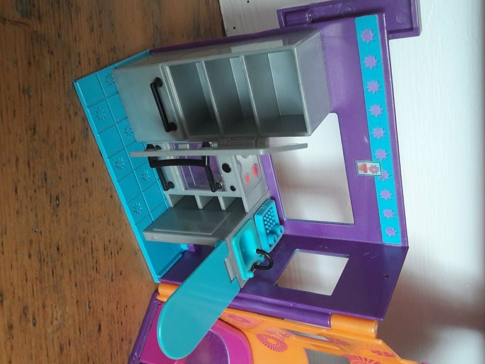 2002 Polly Pocket Sparkle Haus Retro in Weidenberg