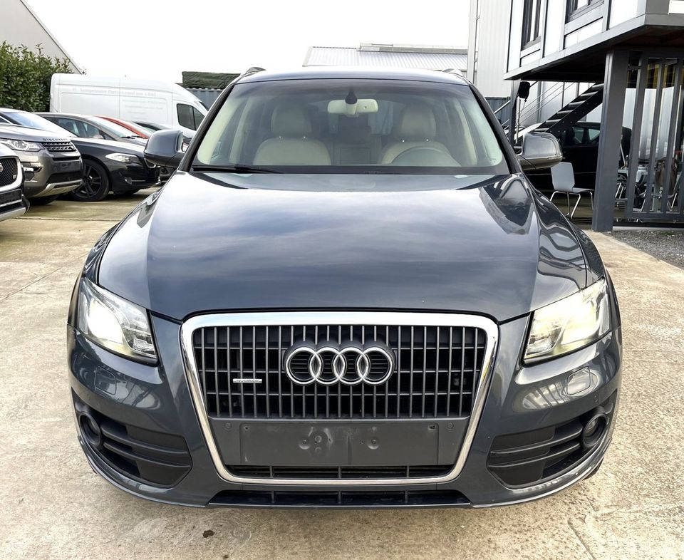 Audi Q5 2.0 TDI  quattro"Leder"Navi"Xenon"PDC"Kamera" in Düren