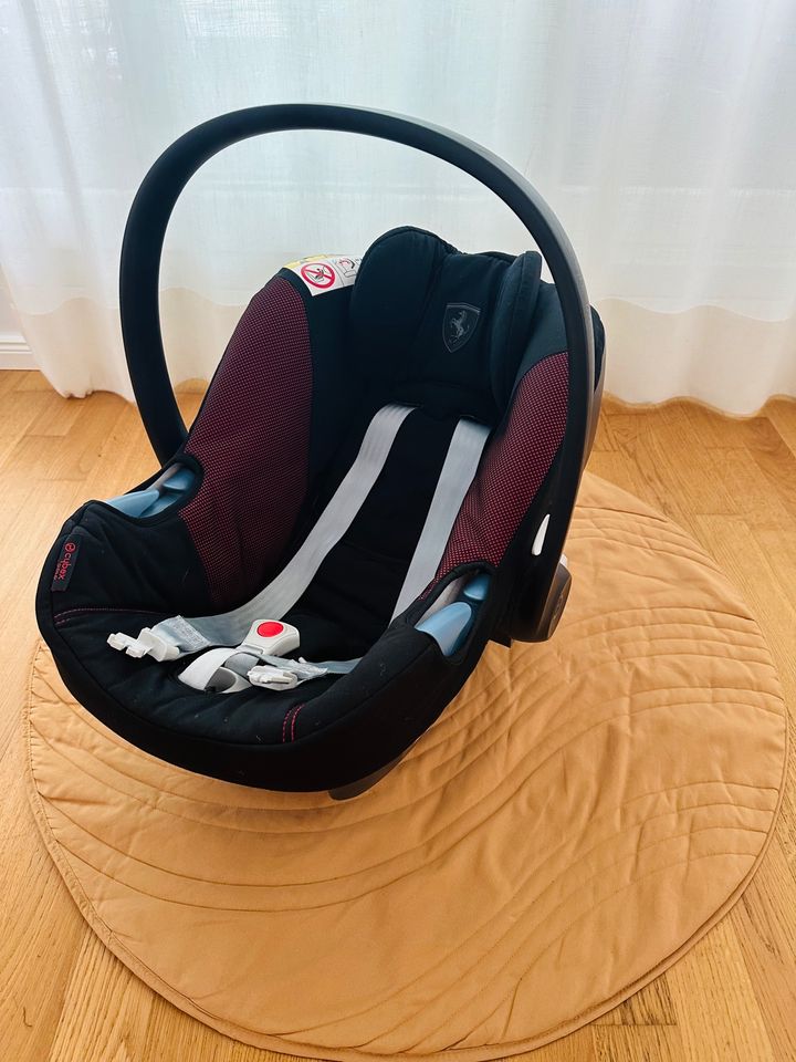 CYBEX GOLD Babyschale ATON M i-SIZE Ferrari in Köln