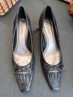 dunkelgrau Lederpumps / Damenschuhe Größe 41 Hessen - Hainburg Vorschau
