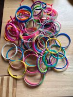 über 90 Mädchen Armbänder Gummibänder von Topmodel u.a. Thüringen - Schmalkalden Vorschau