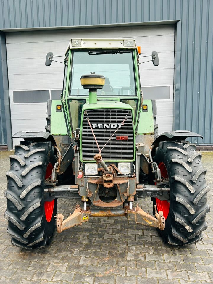 Fendt 311 LSA Fronthydraulik in Lohne