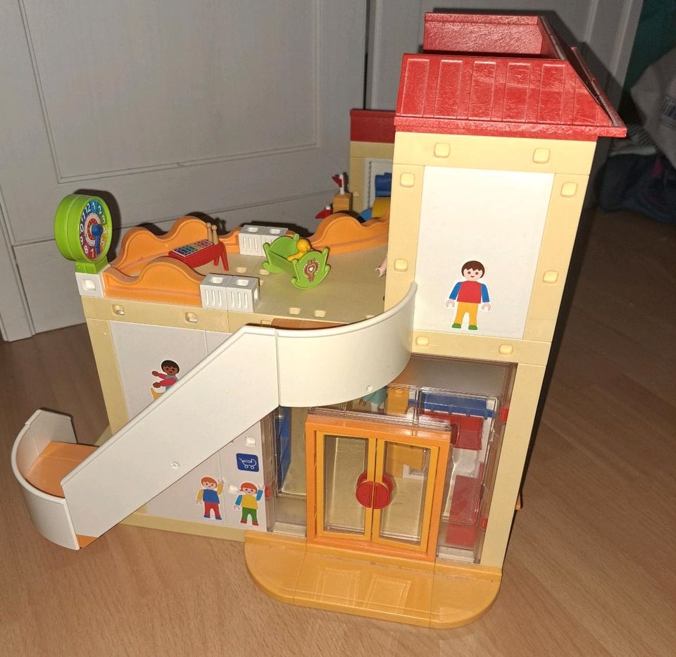 Playmobil, Kindergarten, Kinderspielzeug in Flintbek