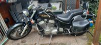 Motorrad Honda Shadow 600 mit Satteltaschen nur 2345 Euro Hessen - Karben Vorschau