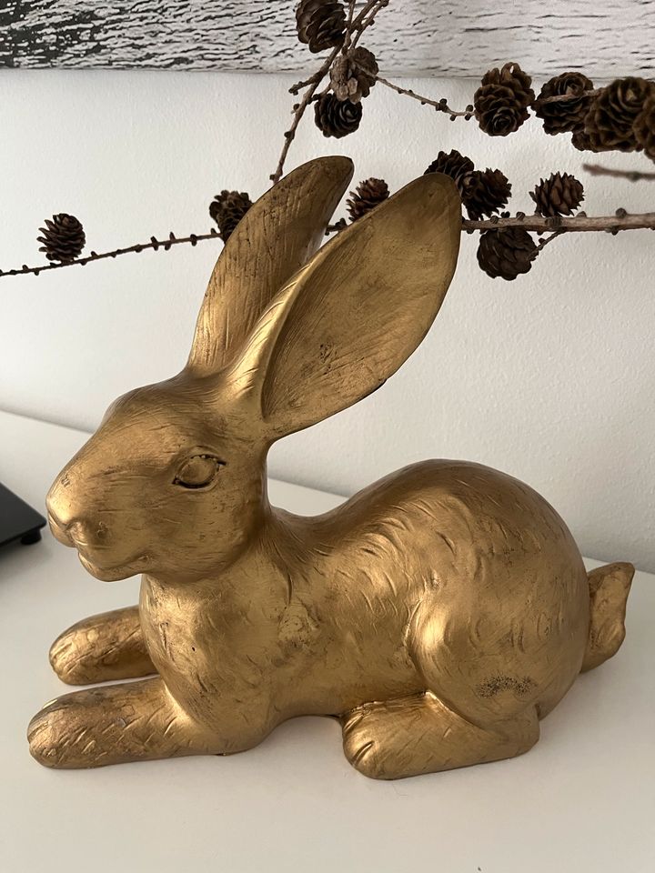 Dekoration Hase Gold groß in Hamburg