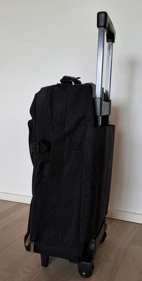 Handgepäck-Koffer inkl. abnehmbaren Rucksack und Rollen in Bad Vilbel