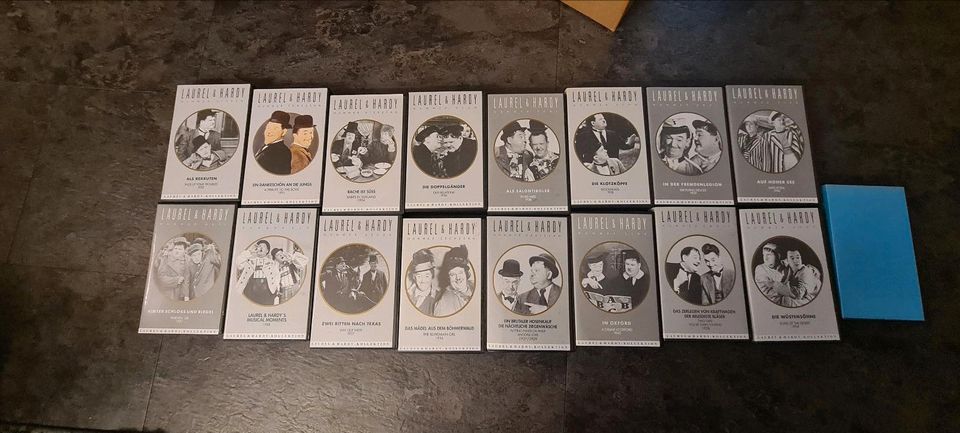 16 Laurel & Hardy VHS Sammlung Kollektion Dick und Doof top Zust in Niesky