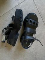 Damen Schuhe Gothic Sandalen Gr. 37 Nieten Bayern - Simmelsdorf Vorschau