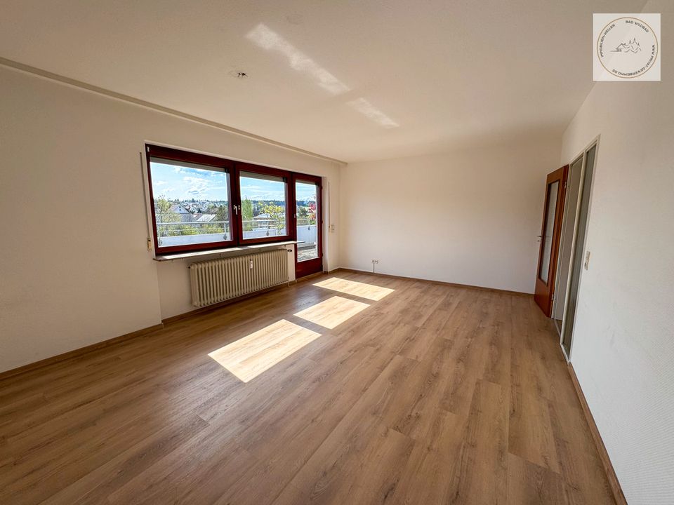 Diese exklusive Penthouse-Wohnung befindet sich im Herzen von Schömberg und bietet ein modernes und komfortables Wohnambiente auf höchstem Niveau. Die Immobilie erstreckt sich über die 5. Etage... in Schömberg b. Württ