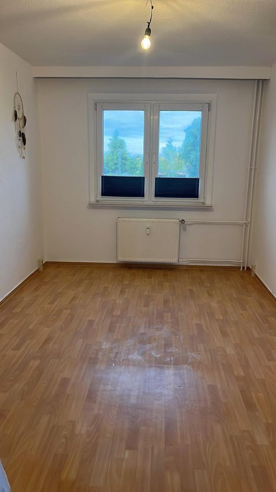 Helle 3R. Whg 85m² ab 12/2023 im EG zu vermieten! warm-Miete! in Friedland