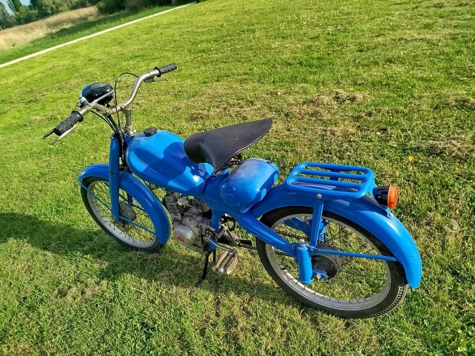 Motom 48 Moped 3- Gang Viertakt Oldtimer Restauriert in Reichenau