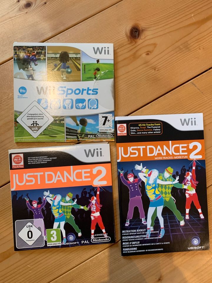 Nintendo Wii inkl. Zubehör und 2 Spiele in Riede