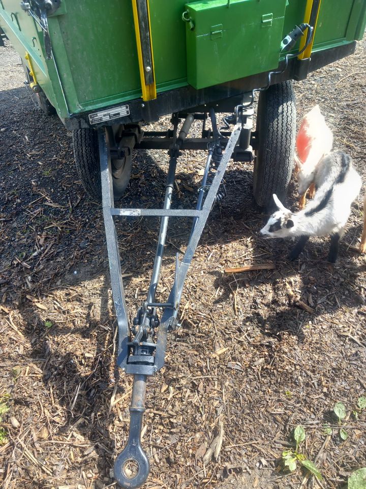 Drehschemelanhänger für Traktor in Königswinter