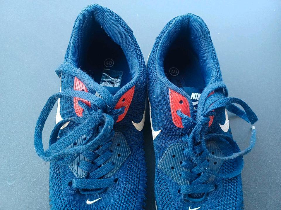 Nike Air Max Größe 40,  US 7, UK 6, Sneaker Laufschuhe in Olching