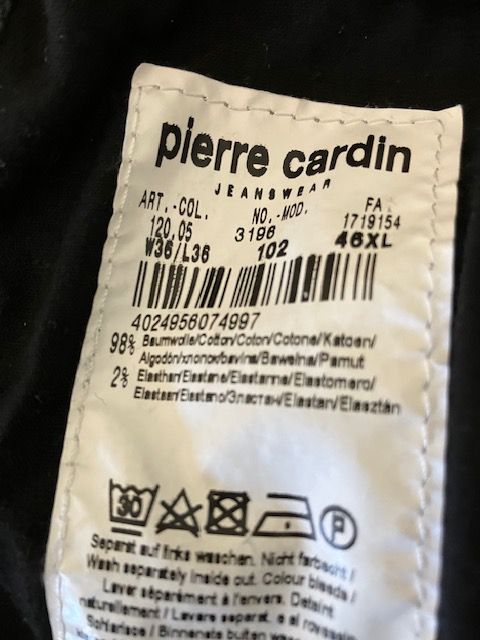 schwarze Pierre Cardin Jeans Gr. 36/36, Modell Black Star in Schlangenbad