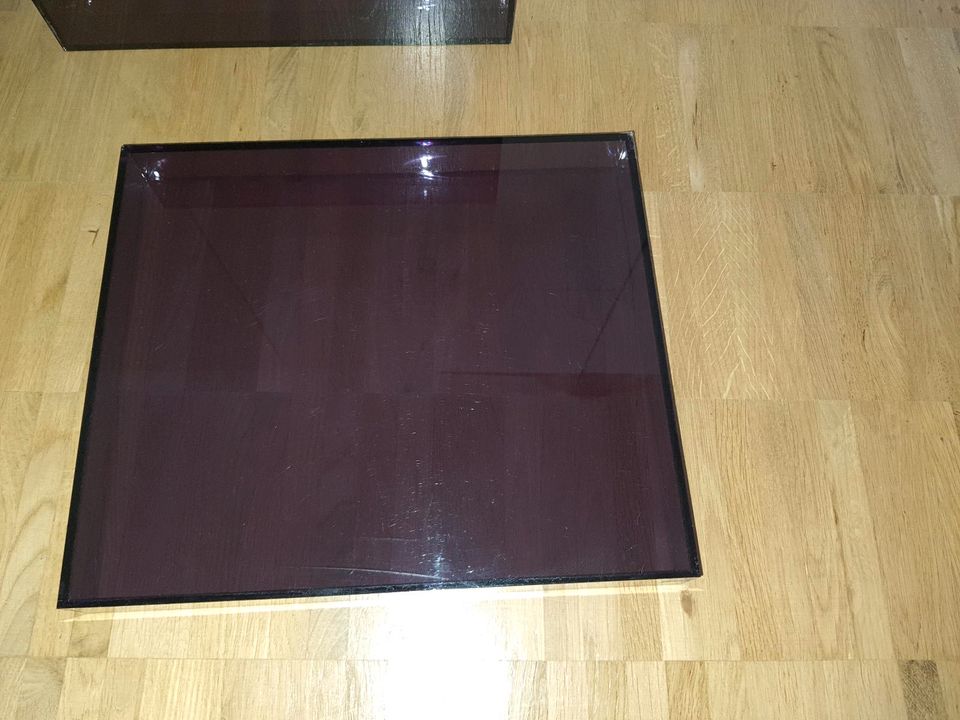 Schwarzes Tablett quadratisch aus Plexiglas in Frankfurt am Main