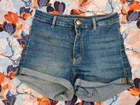 H&M divided kurze Hose Jeans blau Shorts gr.36 Nordrhein-Westfalen - Neunkirchen-Seelscheid Vorschau