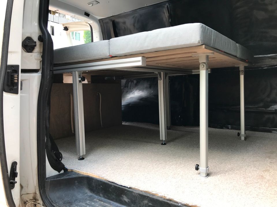 System Pure CampingBox L ausziehbare Campingküche/Klappbett in Hamburg