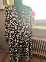 Kleid mit Blumenmuster Hessen - Waldbrunn Vorschau
