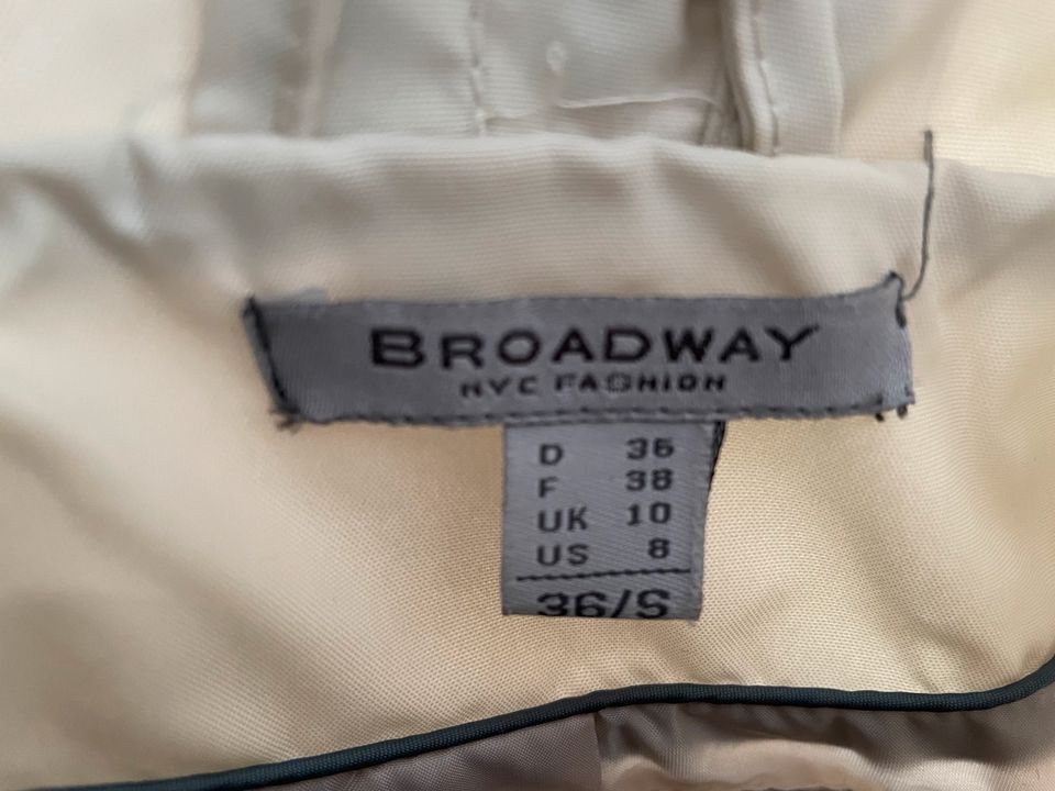 Broadway Jacke Frühjahr/Sommer Gr. S 36 in Horstmar