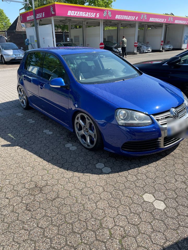 Golf 5 R32 DSG*Leder*5-Türer*deepblue EZ 2006 Tausch möglich! in Hatten