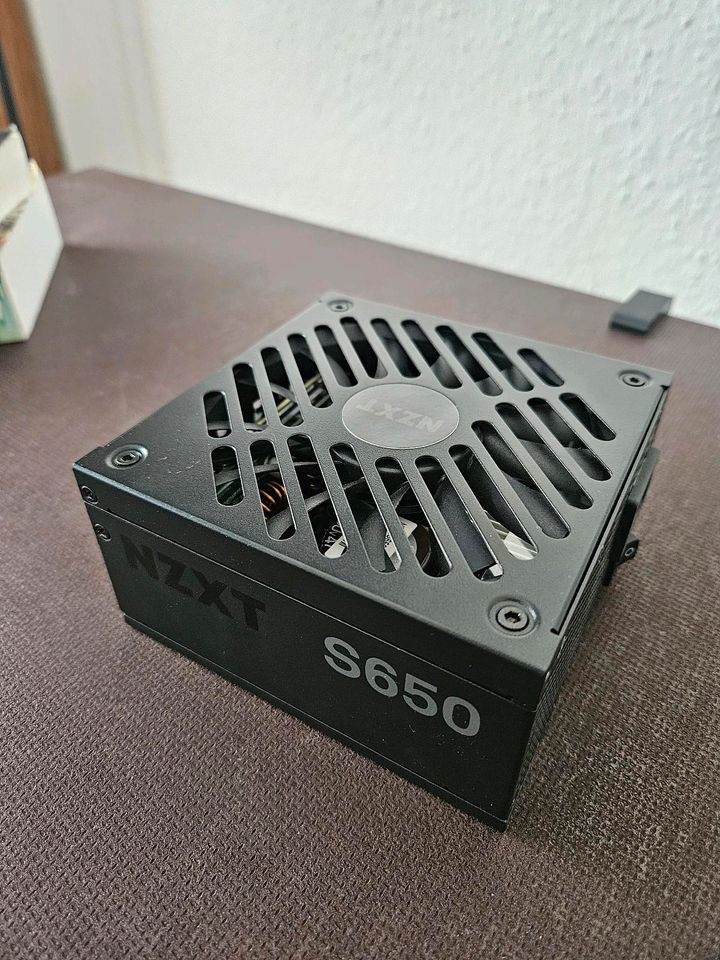 NZXT S650 SFX Netzteil 650 W - möglicherweise defekt in Herford