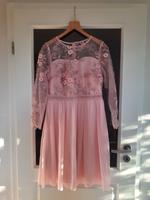 Kleid Apart 40 Niedersachsen - Gifhorn Vorschau