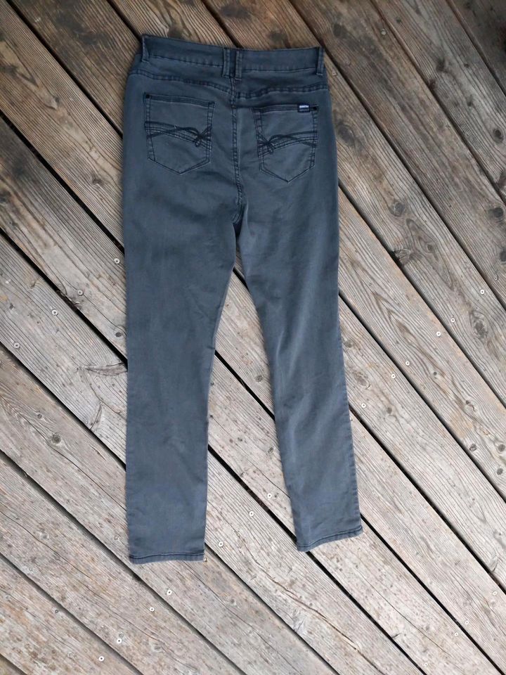 Jeans Damen 40 neu in Eichstätt