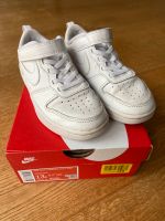 Sneaker Nike Court Borough low 2 weiß Gr. 31 guter Zustand Nordrhein-Westfalen - Hattingen Vorschau