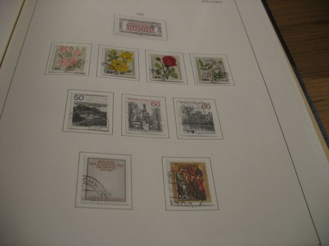 Briefmarkensammlung Berlin ca. 1948 bis 1983 im KABE Binder in Konstanz