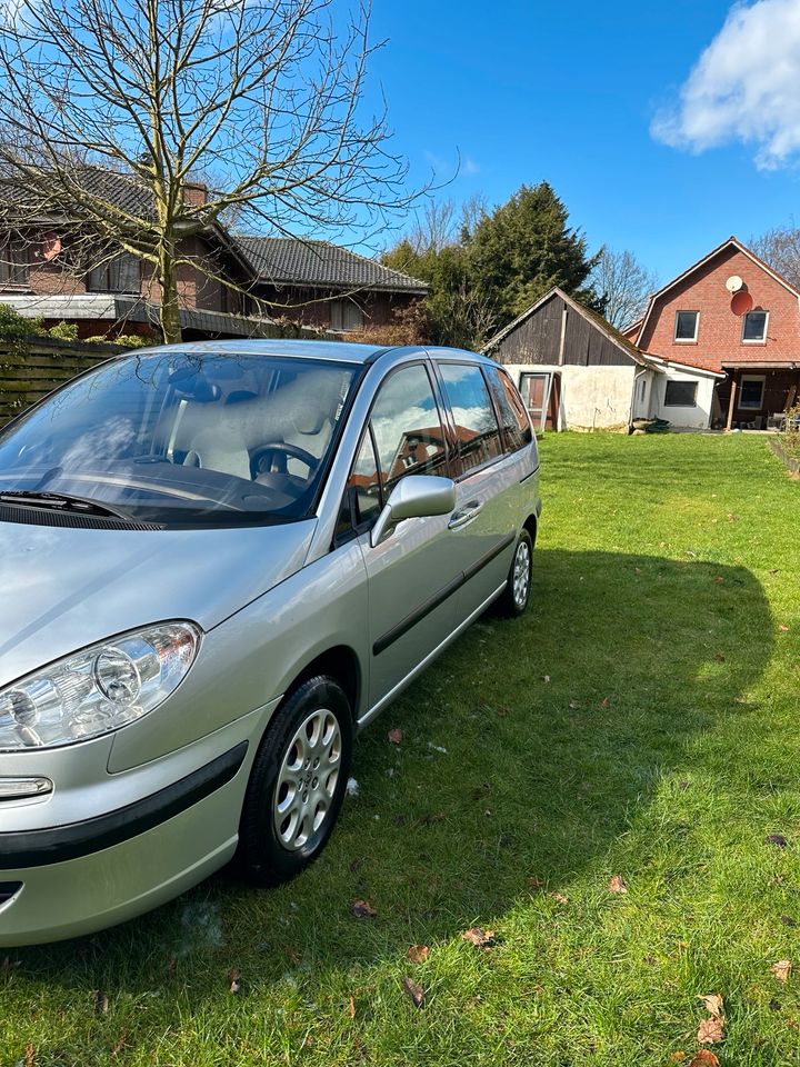 Peugeot 807 7 Sitze neue HU in Schneiderkrug