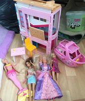 Barbie Haus mit Boot und 4 Puppen Bayern - Amberg Vorschau