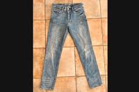 H&M Slim Jeans mit distressed Details W28/L32 Bayern - Naila Vorschau