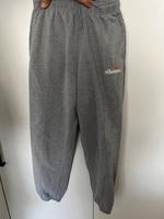 graue Ellesse Jogginghose Nordrhein-Westfalen - Holzwickede Vorschau