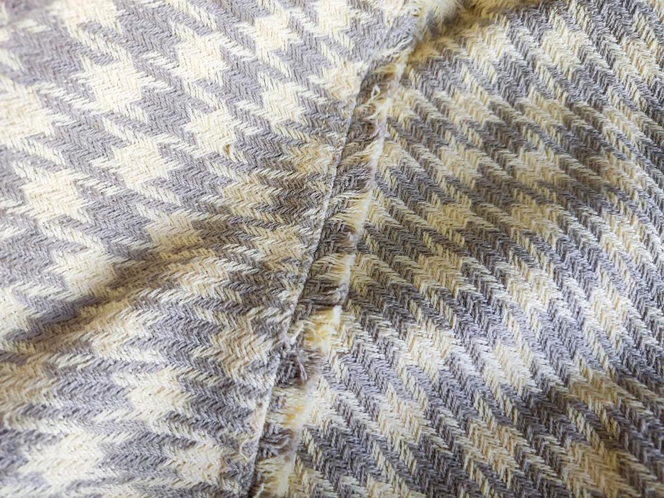 Wie neu Zara 122 128 Tweed Jacke Jacket Blazer Hemdjacke gelb in Rednitzhembach