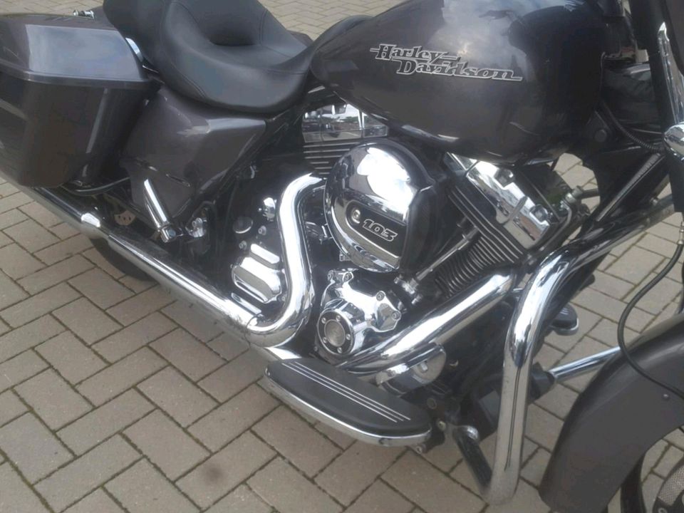 Harley Davidson Street Glide in Berlin