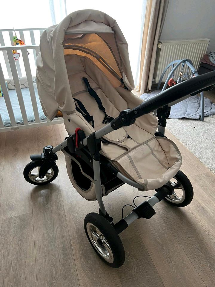 Kunert Kinderwagen Sportkarre Kombi Babyschale Creme in Lewitzrand