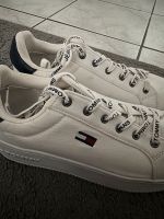 Tommy Hilfiger Schuhe gr. 39 Nordrhein-Westfalen - Eschweiler Vorschau