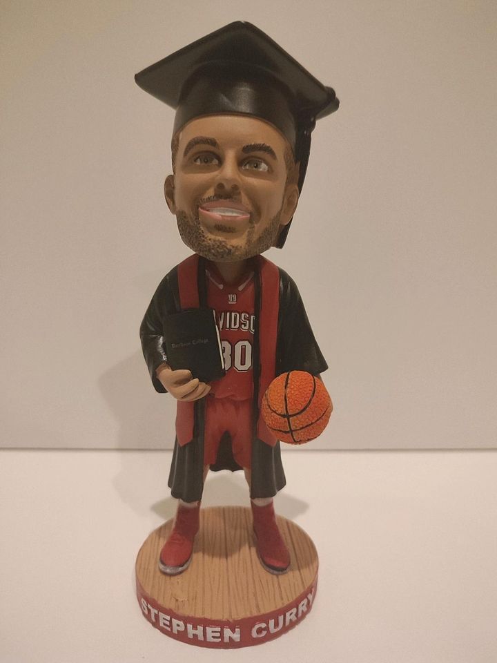 Stephen Curry College Grad Bobblehead in Syke