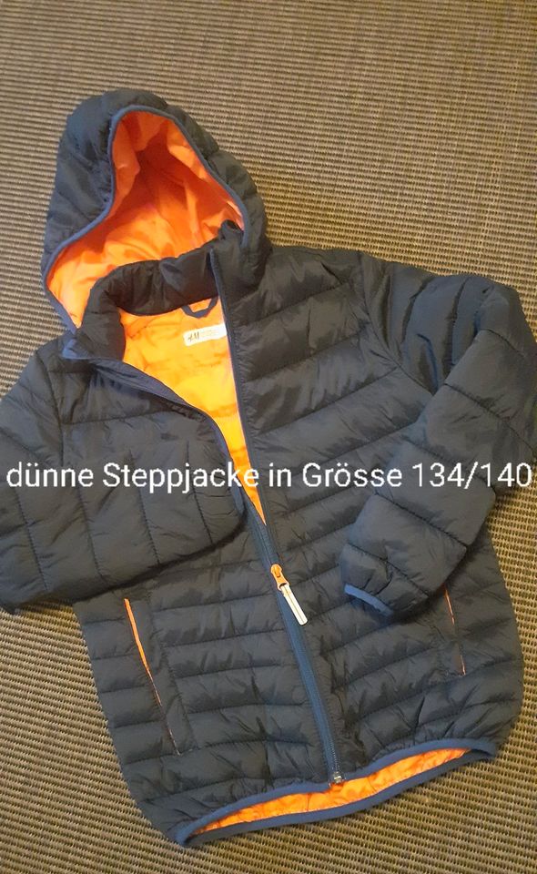 Steppjacke - H & M - Größe 134/140 in Upgant-Schott