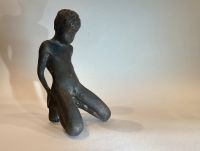 Bronze Figur, Kniender Knabe (Akt), von Robert Cook, 50er Jahre Berlin - Steglitz Vorschau