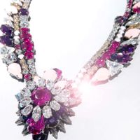 Halskette in Rosa von Swarovski By Shourouk Saarbrücken-Halberg - Brebach-Fechingen Vorschau