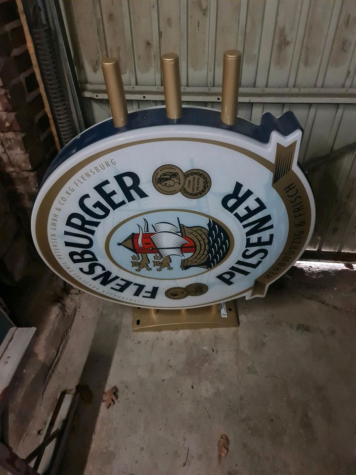 Flensburger hänge Reklame Schild ohne Beleuchtung in Rendsburg